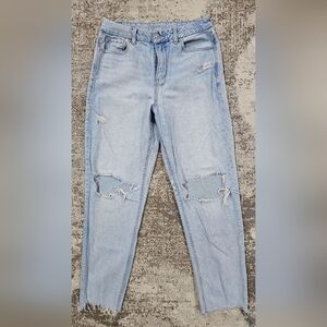 American Eagle Outfitters Light Wash Distressed Boyfriend Jeans